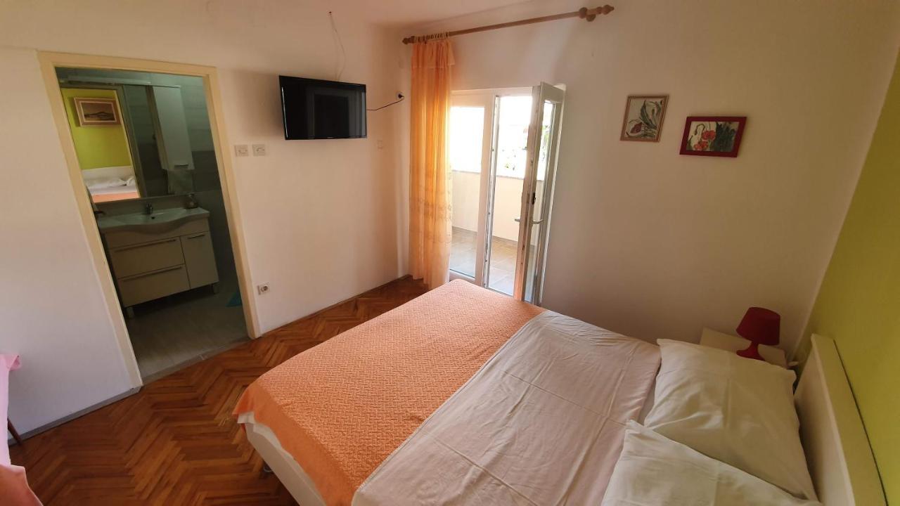 Double Rooms With Terrace Tomica Baška Exterior foto
